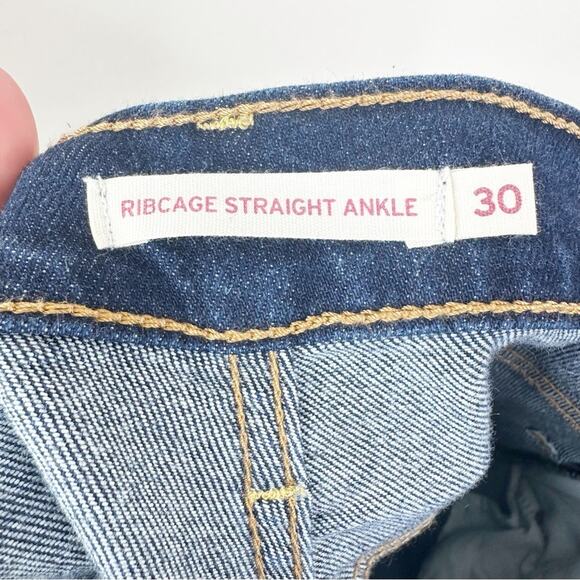 Levi's Jeans Womens 30 Ribcage Straight Ankle Dark Wash Blue Distressed - Picture 6 of 9